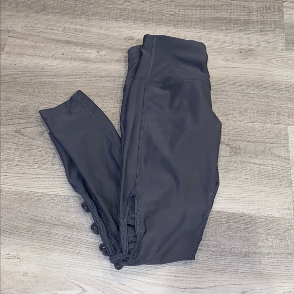 NWOT Grey Activewear Leggings